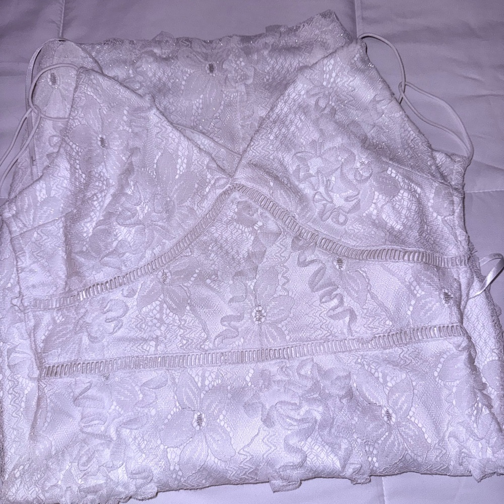 Lulu's White Satin Chemise with V-Neck